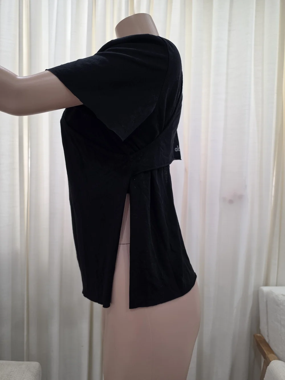 Alo Yoga Black Layered Open Back Cutout Short Sleeve Top Size S